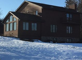 66382 267th St, Alden, MN 56009