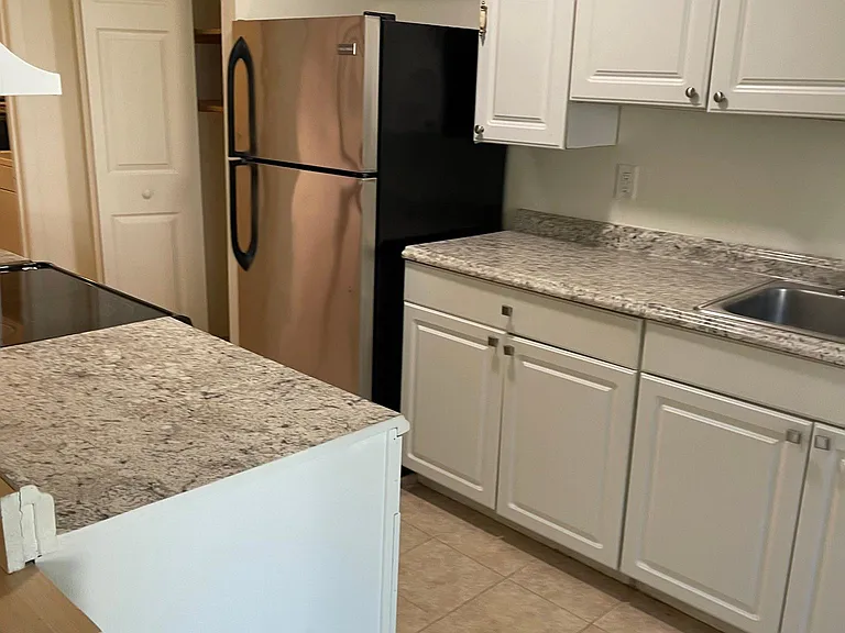 2815 Forsythia Ct — Photo 23