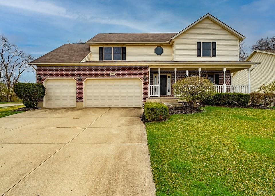 1st image of 486 Greensward Dr