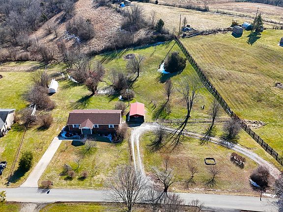 5th image of 2067 Kentucky River Rd