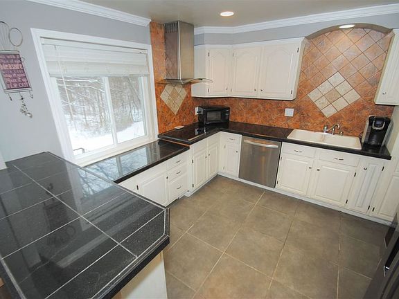 4th image of 4282 Catalpa Dr