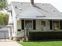 1st image of 901 N Kenwood Ave