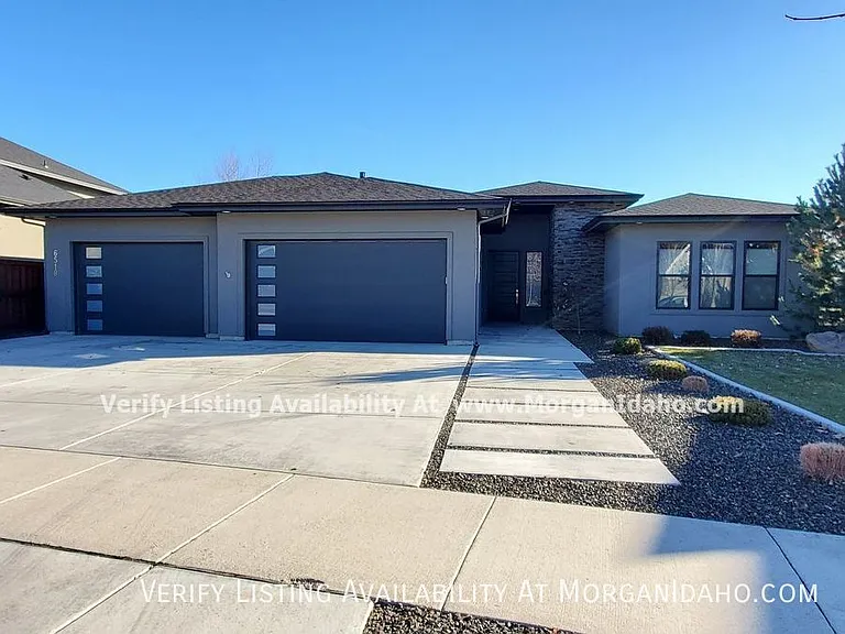 6518 N Fairborn Ave — Photo 1