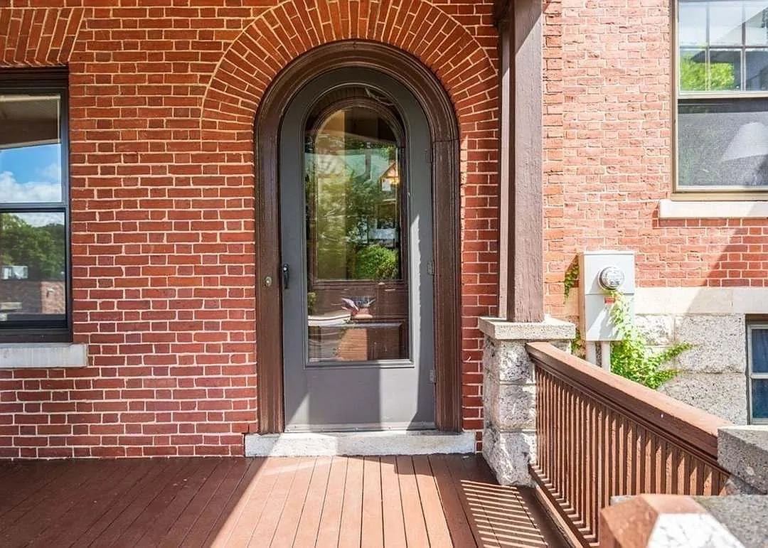 4 bed, 2000 sqft, $5,500 — Photo 3