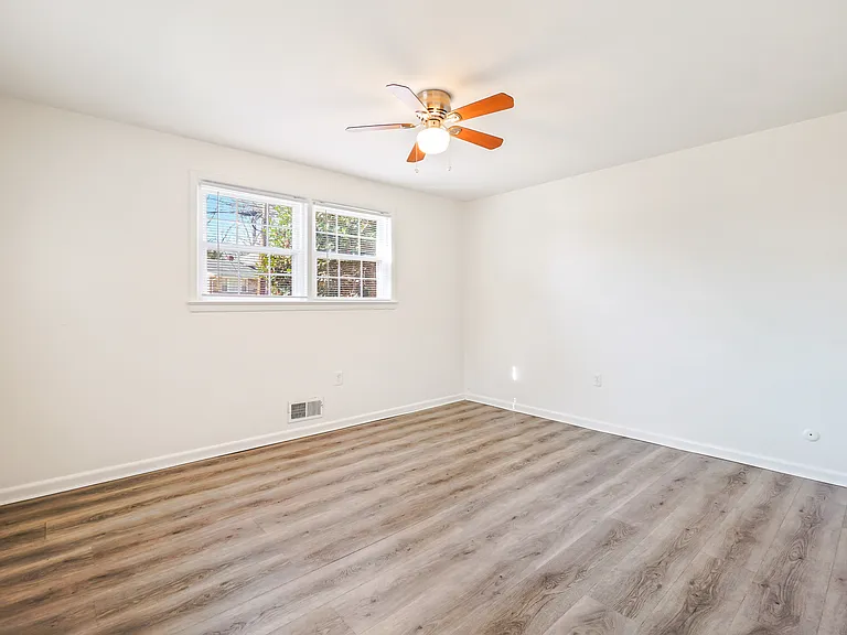 3523 Duke St — Photo 14