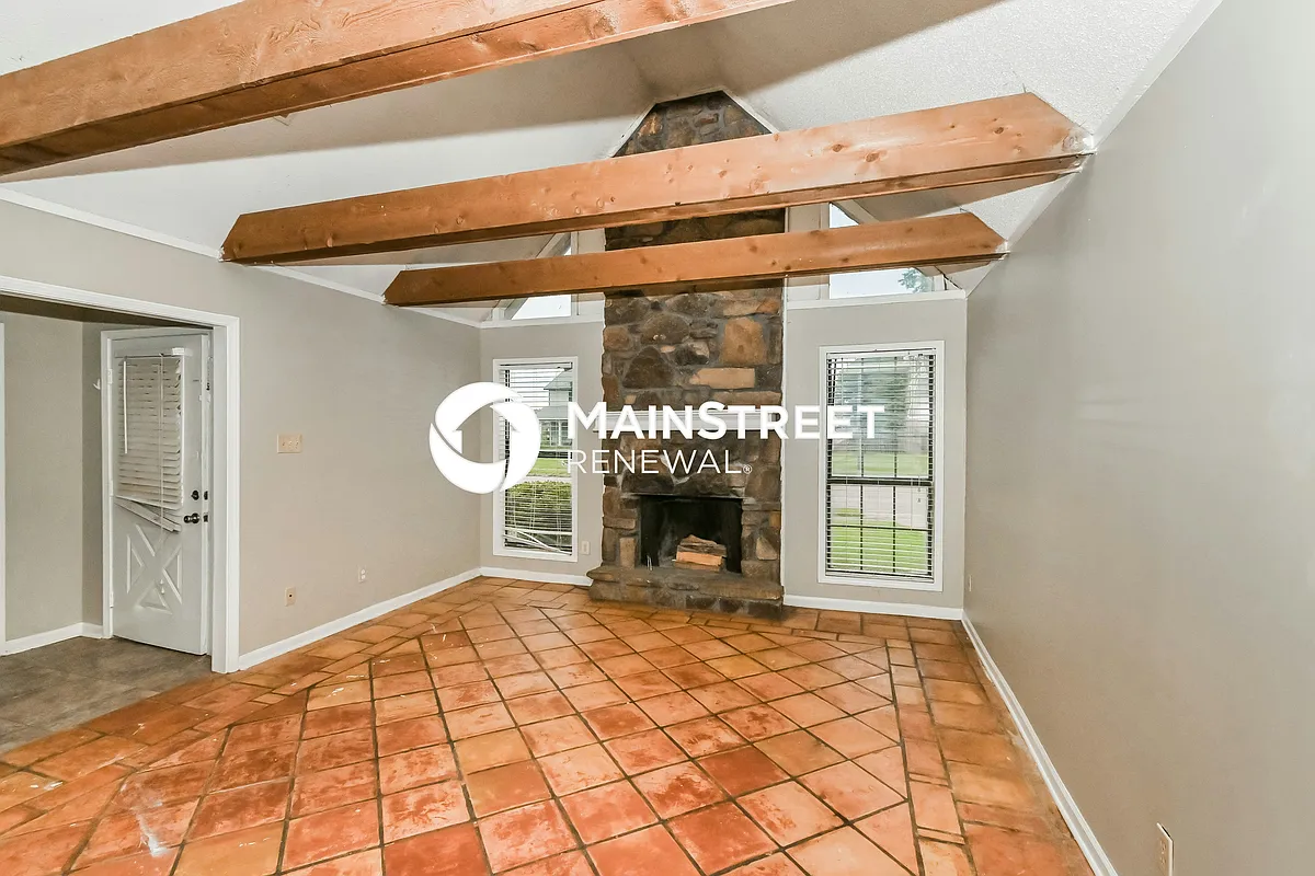 Living Room - 3927 Plum Hill Dr