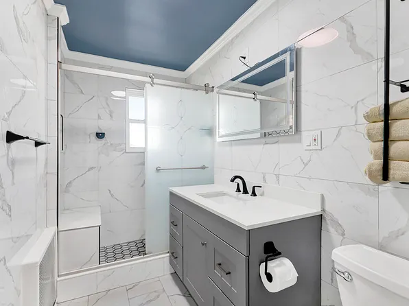 2008 East 52nd Street image 29 of 34