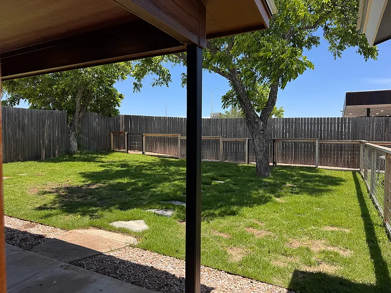 810 Birmingham Ave — Photo 18