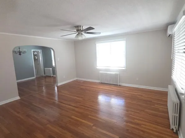 263 N Greenbush Rd, Troy, NY 12180
