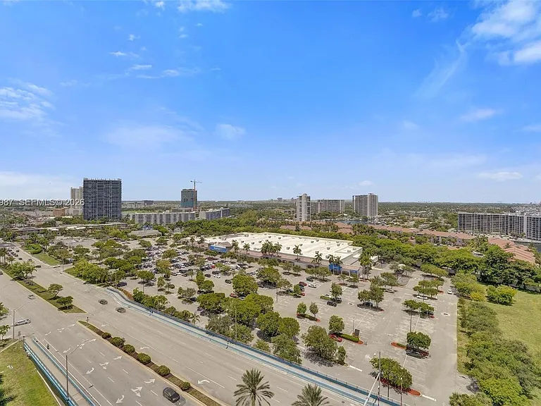 2600 E Hallandale Beach Blvd #T1902 — Photo 71