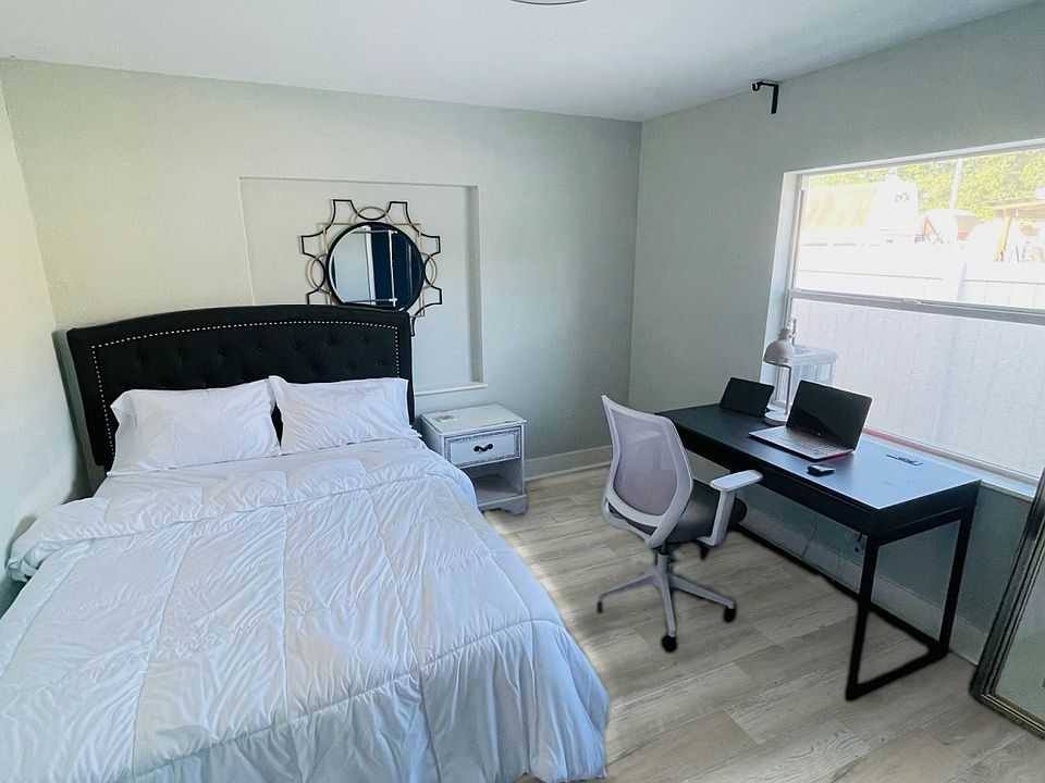 bedroom can be furnished or unfurnished