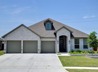 10511 Forest Glen Ln, Midlothian, TX 76065