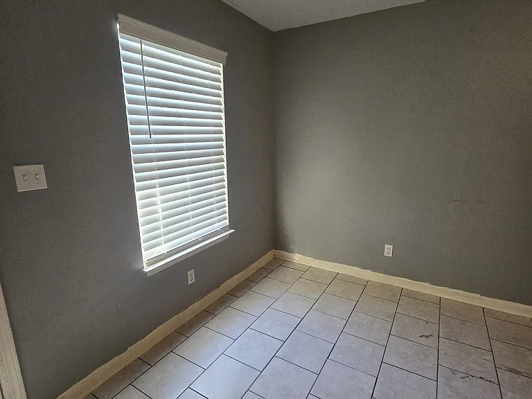 200 E Lakeview Ave #A — Photo 11