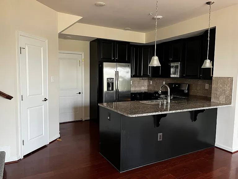 13728 Atlantis St #7L — Photo 10