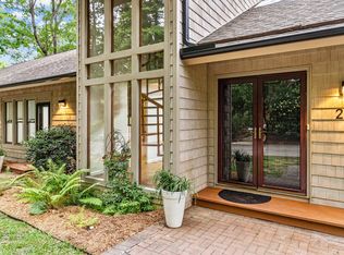 215 S Glenwood Trl, Southern Pines, NC 28387