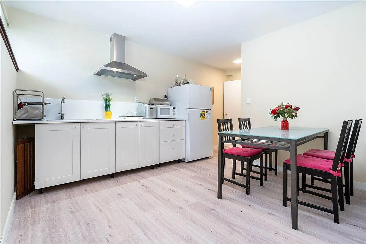 1 bed, 560 sqft, $1,590 — Photo 1