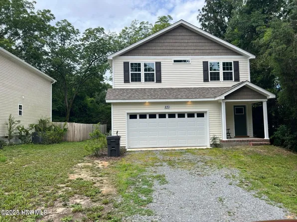 1050 W Indiana Ave, Southern Pines, NC 28387