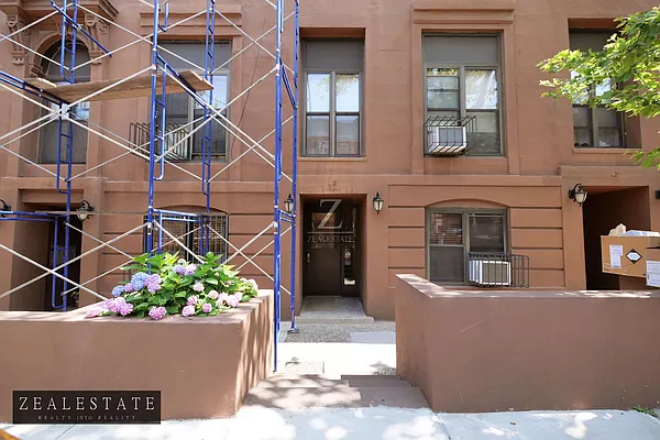 Rented by ZealEstate Group Inc | media 46