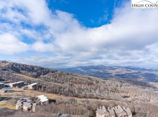 303 Sugar Top Dr UNIT 3725, Sugar Mountain, NC 28604