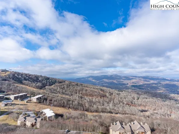 303 Sugar Top #3725 Drive #3725, Sugar Mountain, NC 28604
