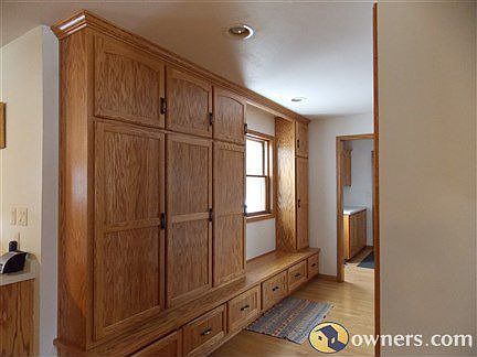 New Lockers in Entry