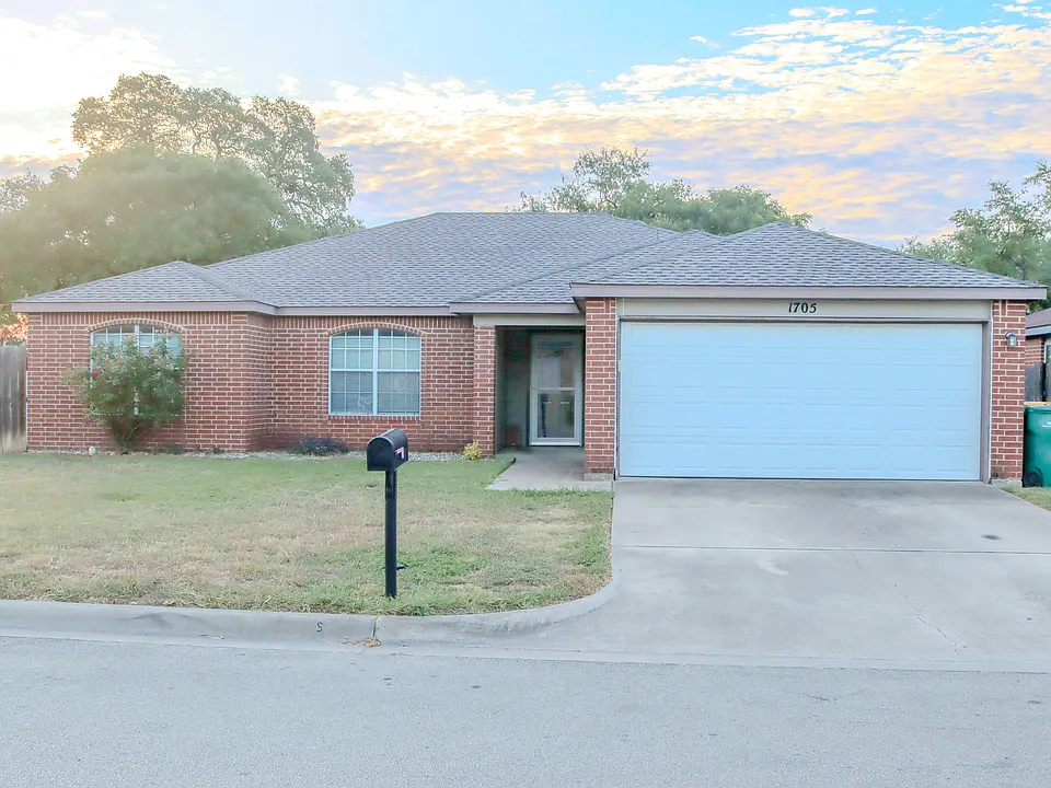 1705 Liberty Hill Dr