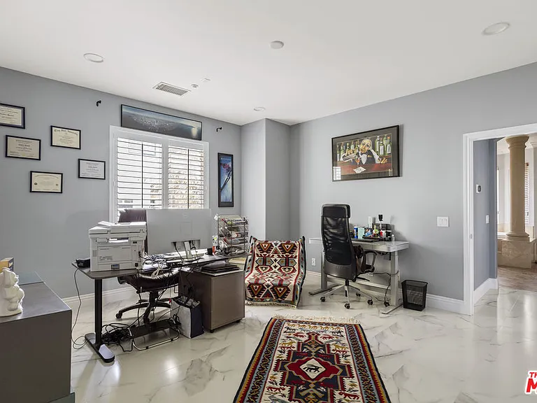 21615 Medina Estates Dr — Photo 36