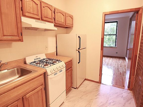 4th image of 306 E 5th St APT 16