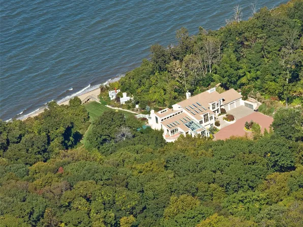 546 Long Beach Road, Nissequogue, NY 11780
