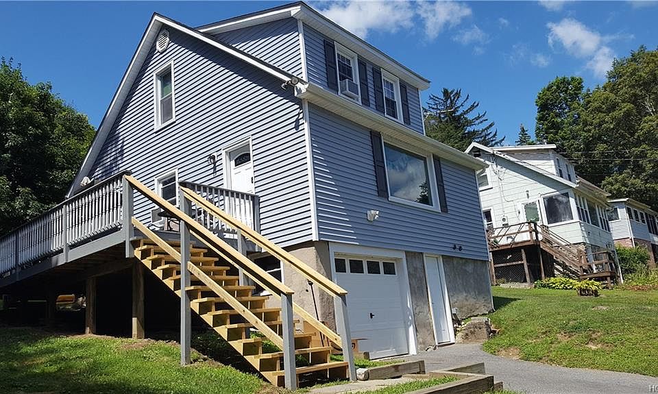 1st image of 9 Jessup Ct