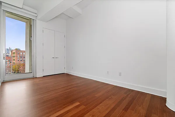 Rented by REAL New York | media 18