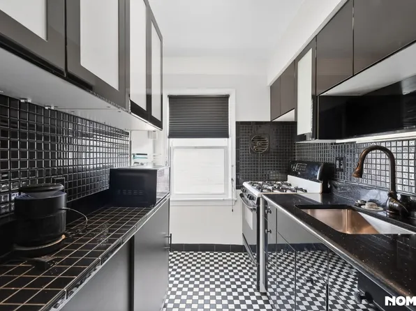 2713 Fort Baker Dr SE #2, Washington, DC 20020