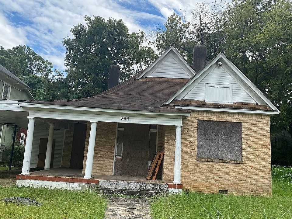 1st image of 363 Gaston Ave