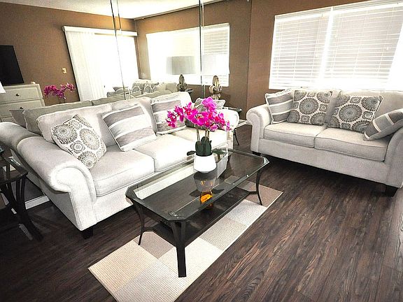 2nd image of 400 NE 20th St APT C108