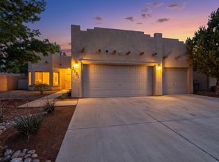3131 Rio Maria Dr SW, Albuquerque, NM 87121