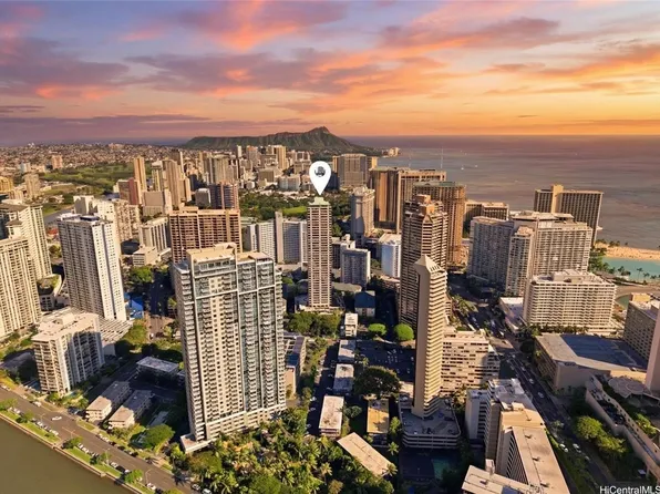 343 Hobron Ln APT 3301, Honolulu, HI 96815