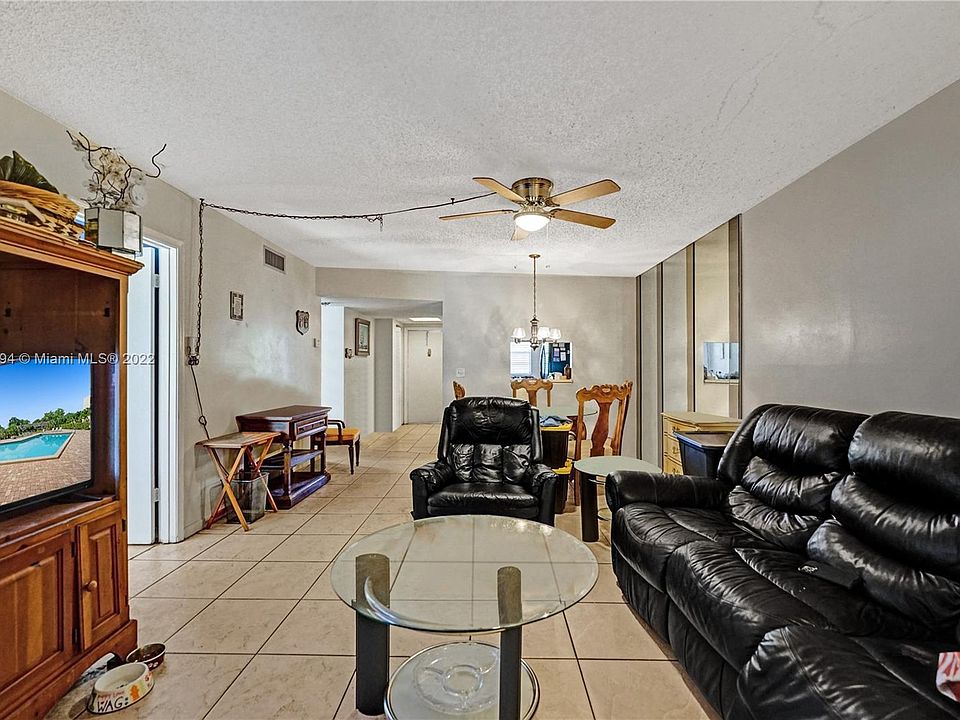 2828 Casita Way Delray Beach FL 33445 Apartments For Rent Zillow