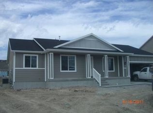 373 Taylor Rd, Saratoga Springs, UT 84045