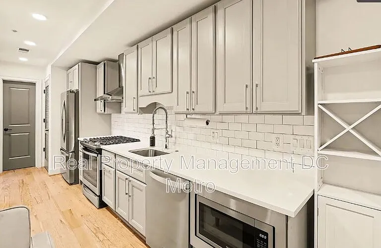 811 Upshur St NW #1 — Photo 9