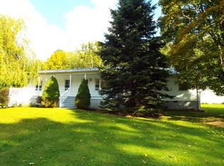 577 Zenith Rd, Gap Mills, WV 24941