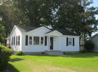707 Virginia Ave, Glennville, GA 30427