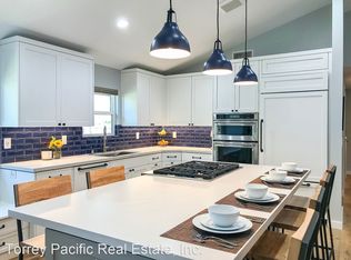 905 Hermes Ave, Encinitas, CA 92024