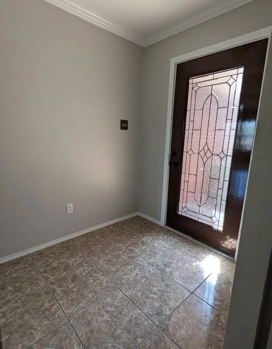 3 bed, 1309 sqft, $1,850 — Photo 3
