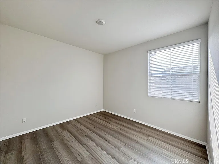 629 E Madeleine Privado — Photo 17