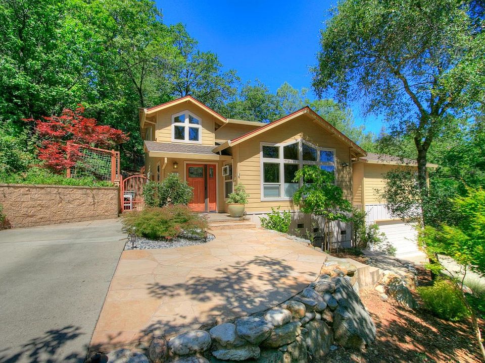 1st image of 141 Marion Way