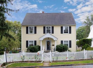 133 Cardinal St, Fairfield, CT 06825