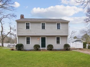 7 Pleasant St, Falmouth, MA 02563