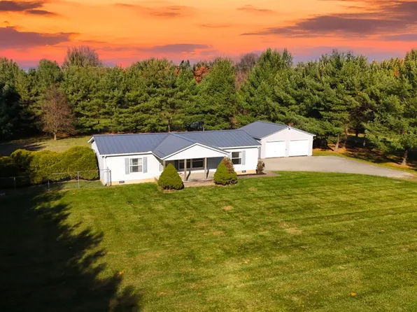 2778 Omega Rd, Greenwich, OH 44837