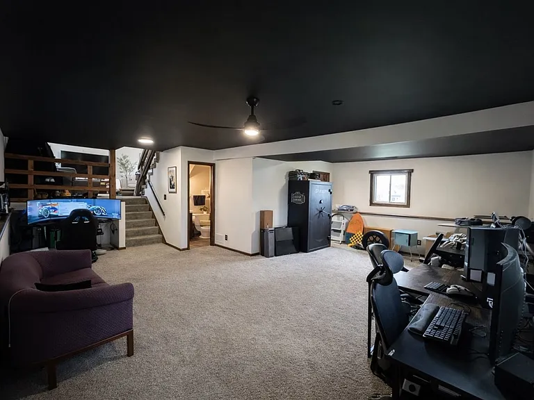 4202 W 76th Ct — Photo 11