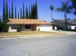 233 Eastwood Pl, Hemet, CA 92544